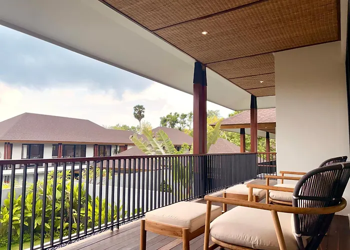 Villa Daun Emas *